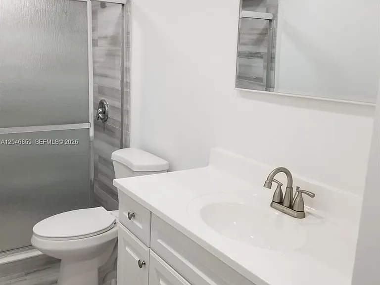 2990 NE 16th Ave #105 — Photo 17