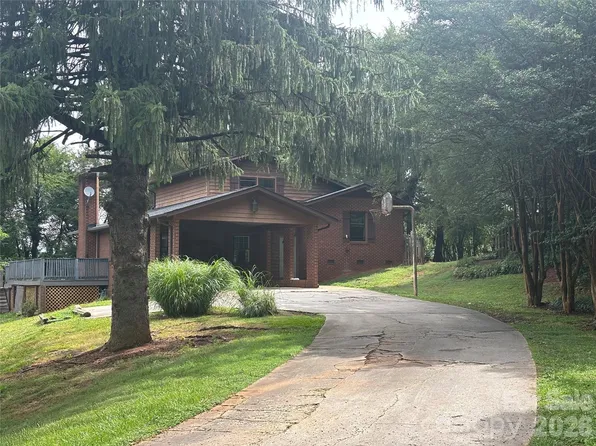 6 Old Farm Rd, Salisbury, NC 28147
