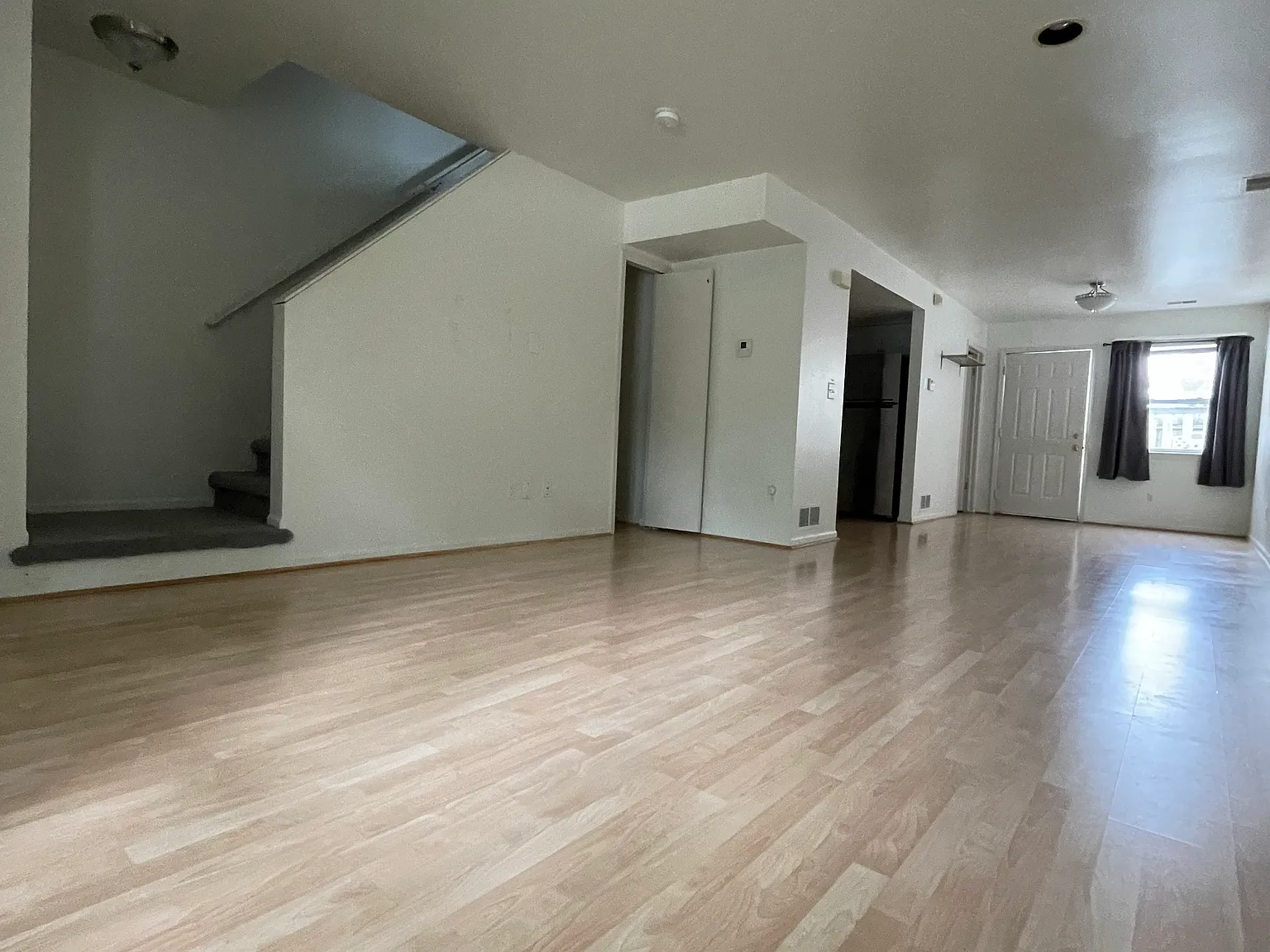 1493 E Forteen Mile Rd — Photo 3