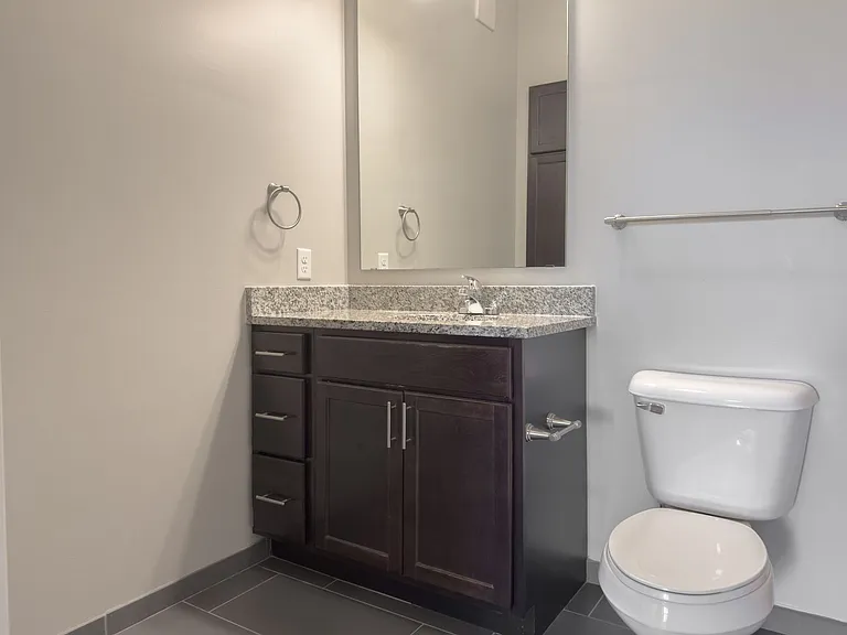 Red44 Luxury Apartments | Specials Available — Photo 101