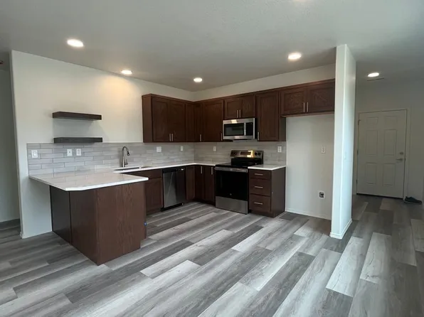 975 W 27th Ave, Eugene, OR 97405