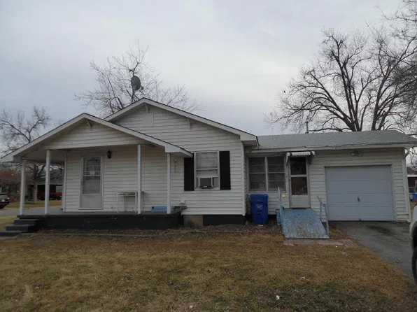 825 E St NW, Miami, OK 74354