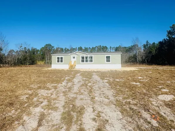 9367 220th Path, O'Brien, FL 32071