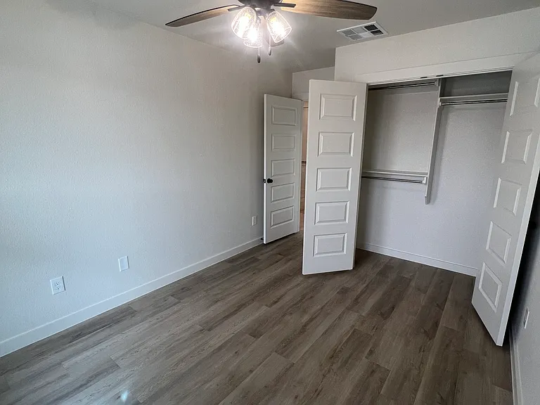 13815 Gary Ave — Photo 17