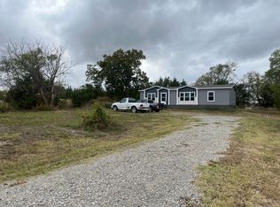 128 N Fm 1743, Windom, TX 75492