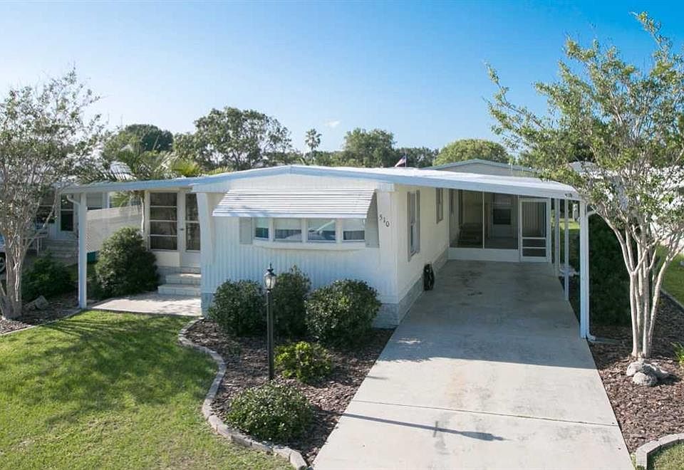 1st image of 510 Royal Tern Dr