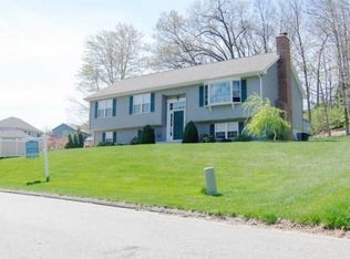 52 Spring Glen Dr, Meriden, CT 06451