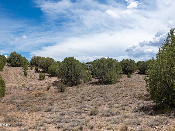 3rd image of 14XX W BISON HUNT (No Address) Way #104