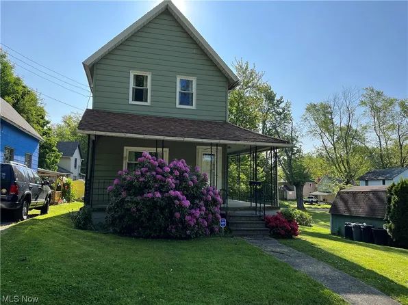 436 Lake Shore Ct, Conneaut, OH 44030
