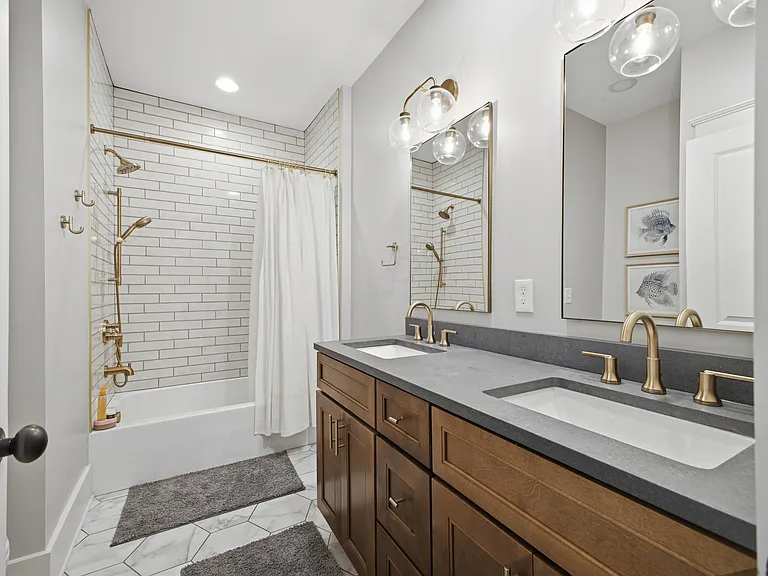1102 Caldwell Ave — Photo 34