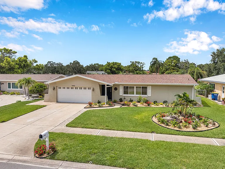 2420 Fairbanks Dr — Photo 82