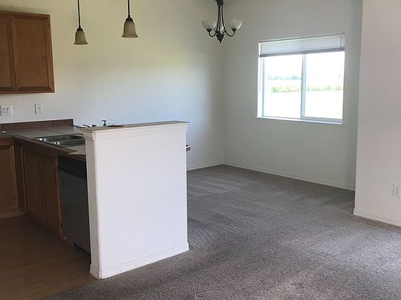 4th image of 105 Thendara Park Dr Unit D