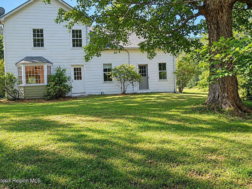 1st image of 170 Spruceton Road