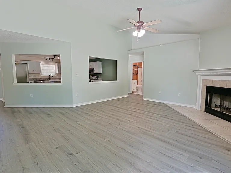 2345 Ortega St — Photo 8
