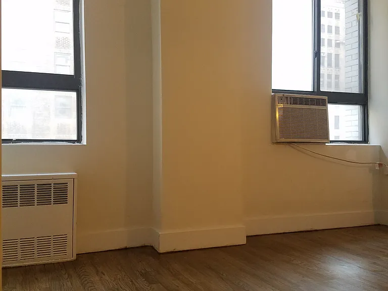 131 E 23rd St #5F — Photo 2