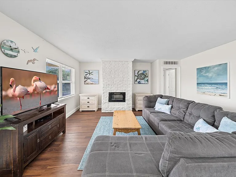 1610 Glen Haven Dr — Photo 13