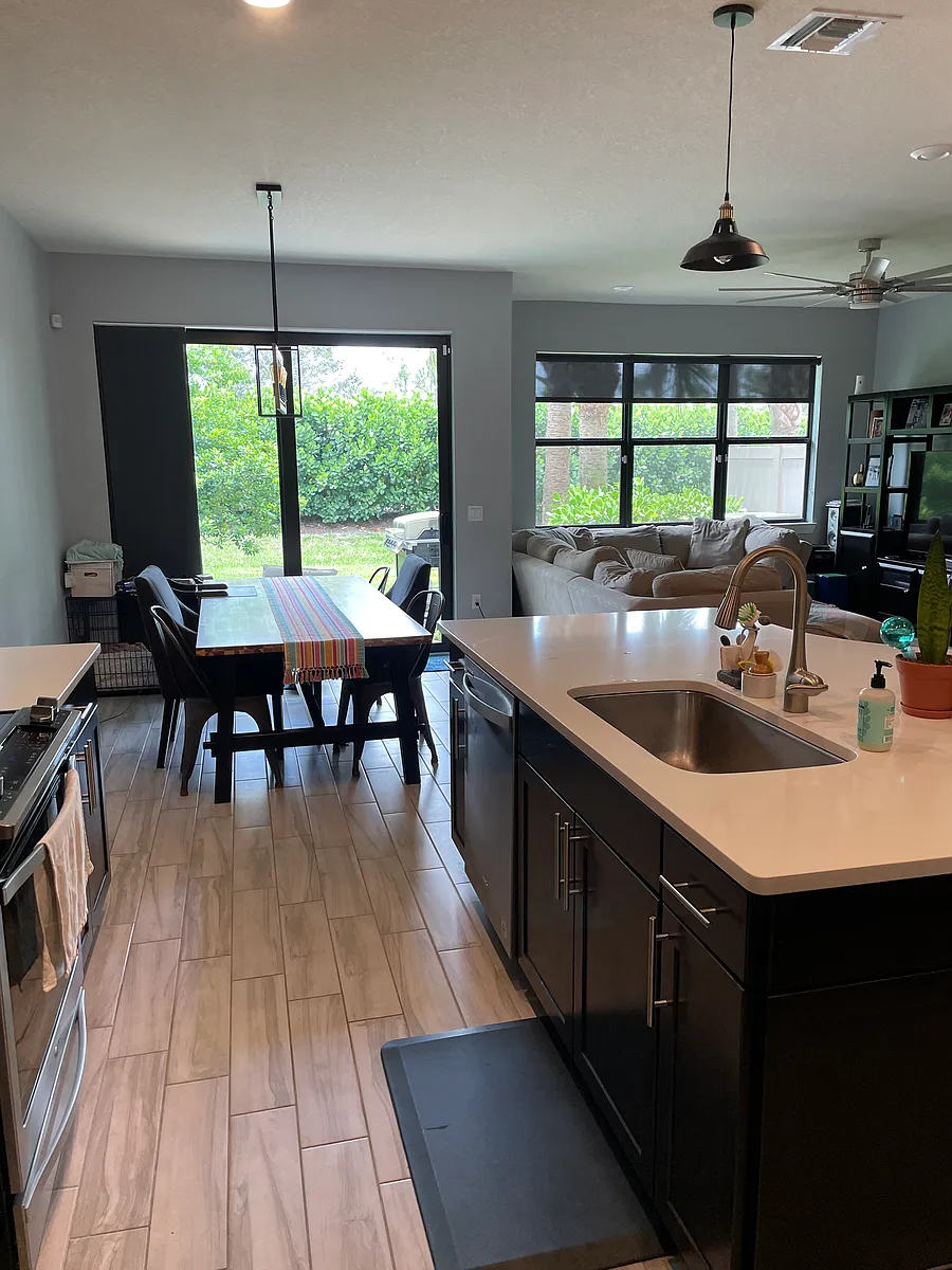 Building Photo - 4689 Eventing St