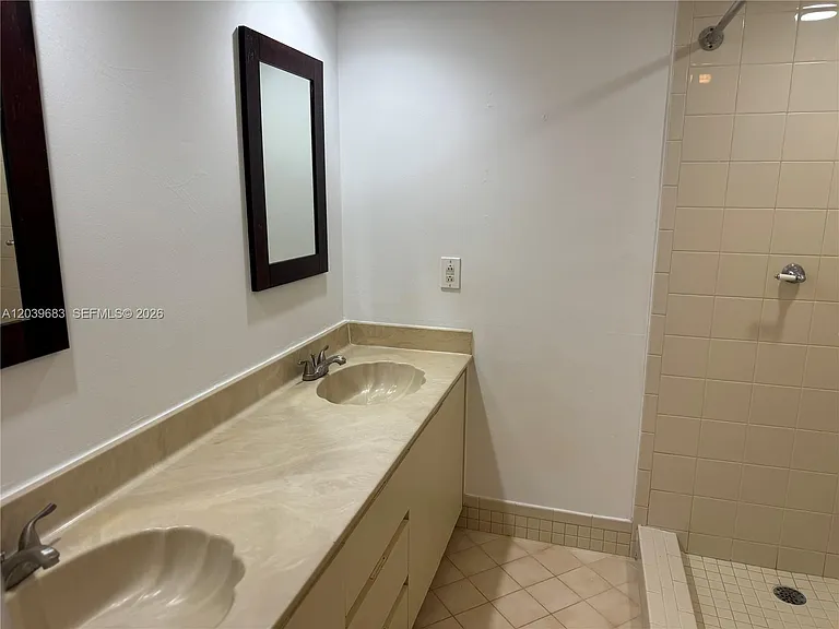 721 NW 99th Cir #721 — Photo 14