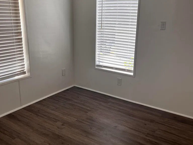 8015 SE Fairchild Way — Photo 16