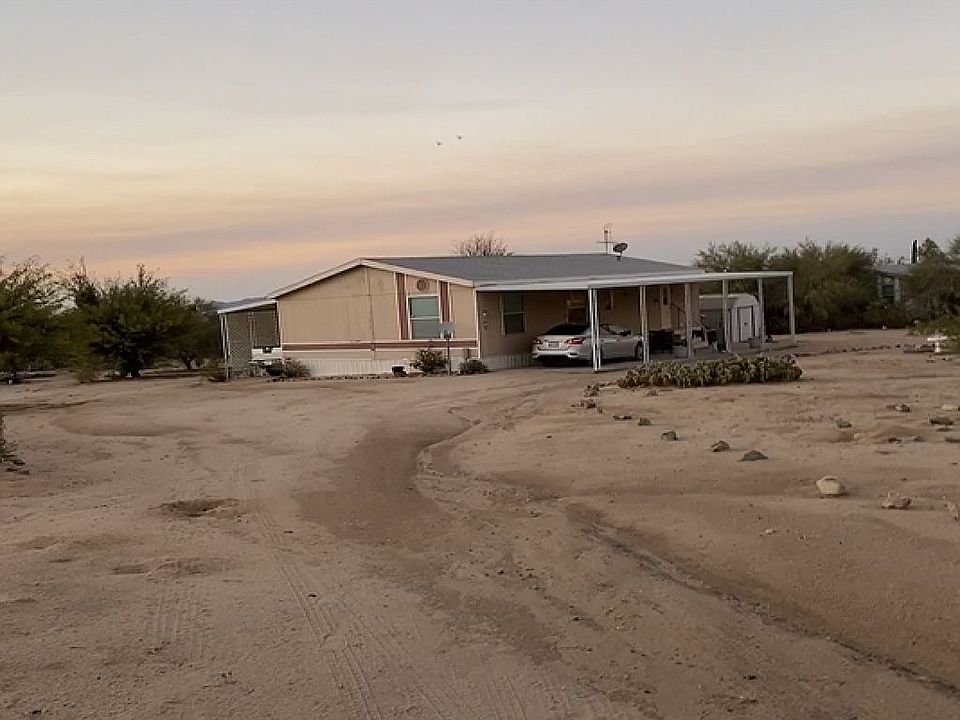 First look! Long driveway :)