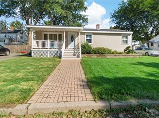 85 Atlantic Blvd, North Providence, RI 02911