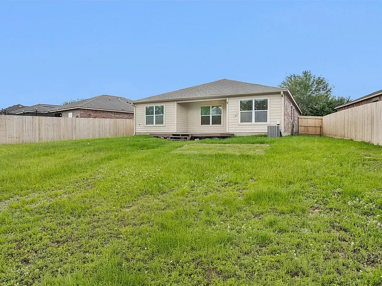30822 W Lost Creek Blvd — Photo 31