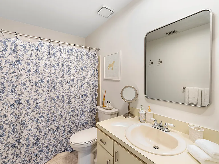 50 Hubbard Ln #62 — Photo 12