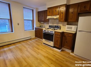 8 Hull St #2, Boston, MA 02113