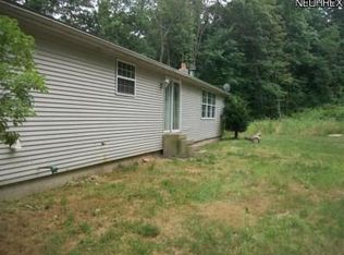 10445 Gavers Rd, Hanoverton, OH 44423