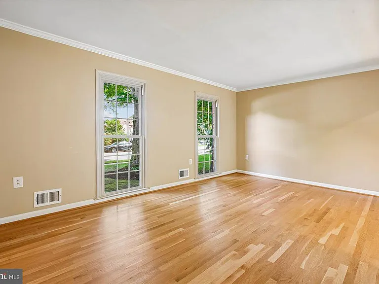 1710 Chesterford Way — Photo 6