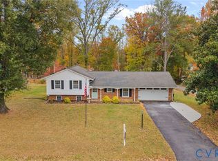 1300 Lee Dr, Farmville, VA 23901