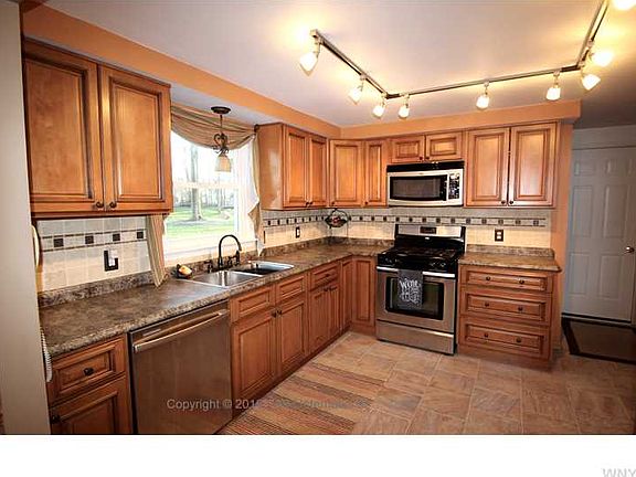 2nd image of 55 Gatewood Ln