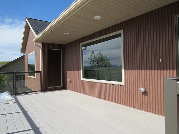 3rd image of 3208 Kingwood Dr