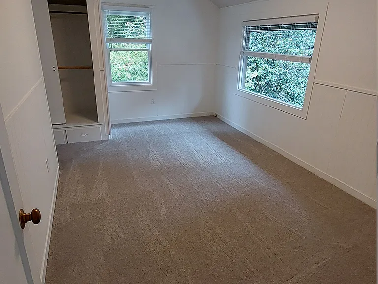 82 Spruce St — Photo 3