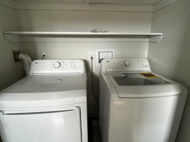 459 Hobson Ave #2 — Photo 9