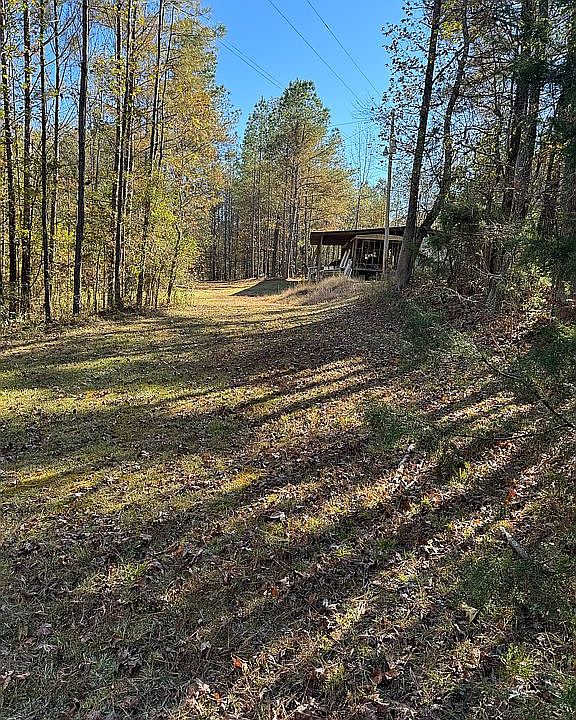 2nd image of 100 Buster Rd