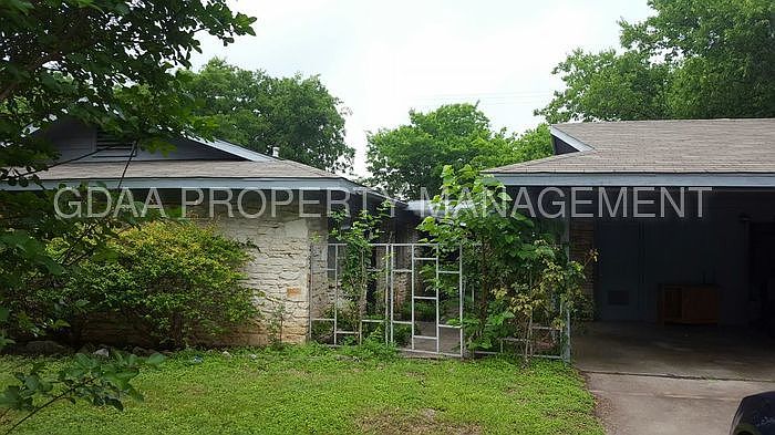 1st image of 8102 Exmoor Dr