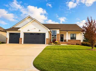 1502 N Shadow Rock Dr, Andover, KS 67002