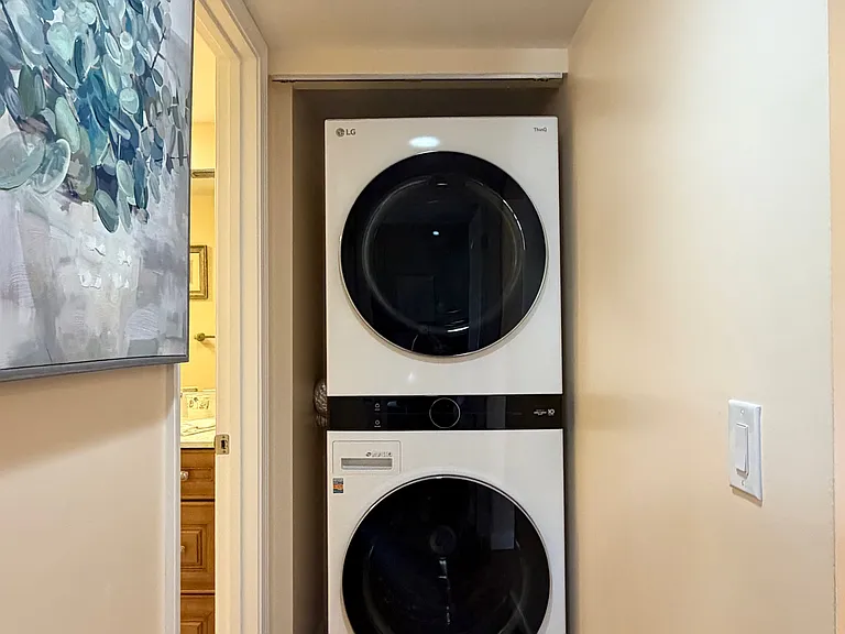 Washer/Dryer in-unit!