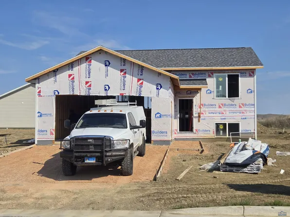 484 Alpha Ave, Box Elder, SD 57719