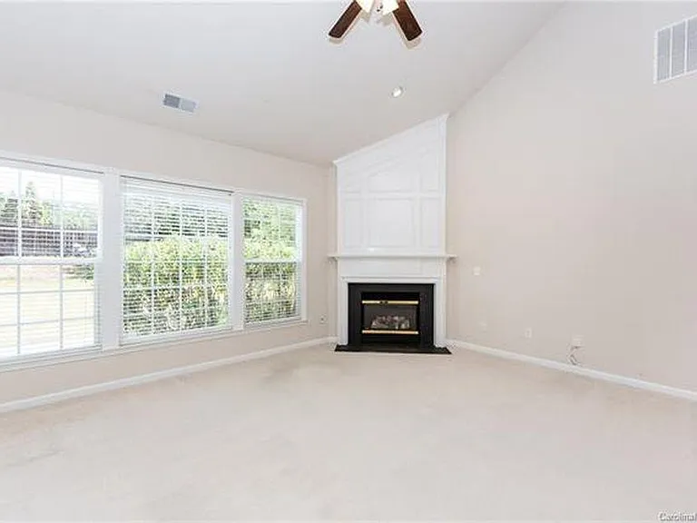 8609 Society St — Photo 14
