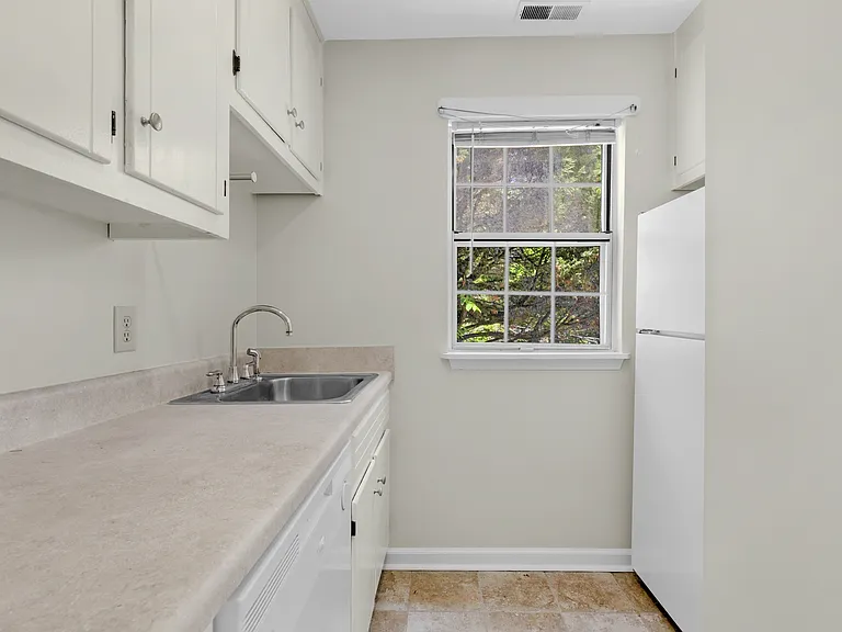 6661 Cedar Lake Dr #6 — Photo 6