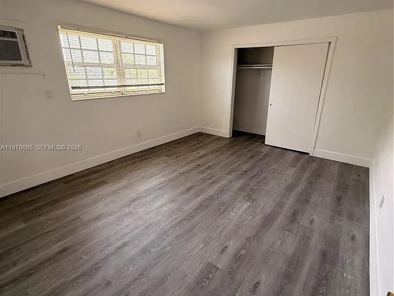 12195 W Dixie Hwy #6E — Photo 16
