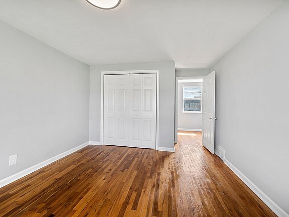 5th image of 114 Wayne Rd #2A