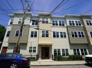 623 McGrath Hwy #36-4, Somerville, MA 02145