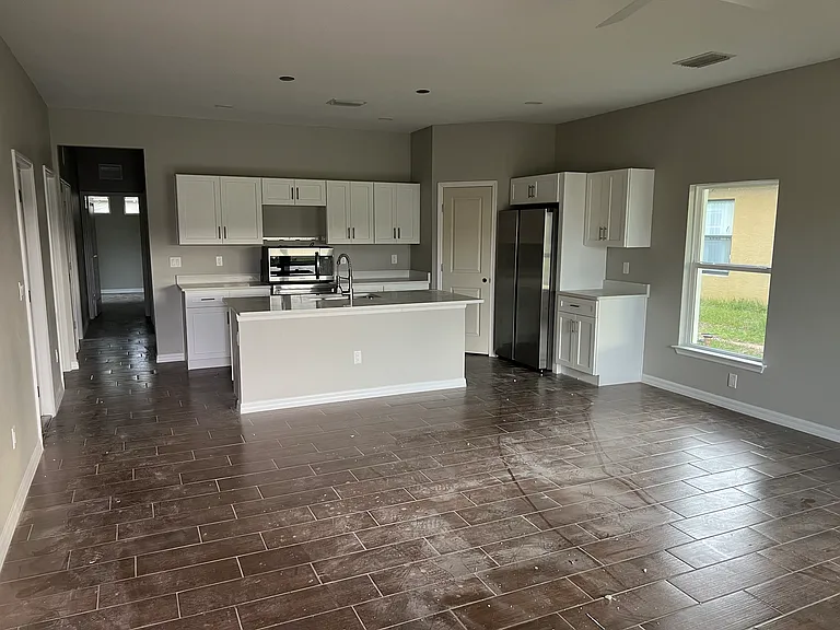 554 Ronnoc Ln — Photo 14