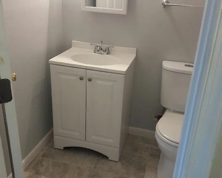 6709+bathroom+2_11082018