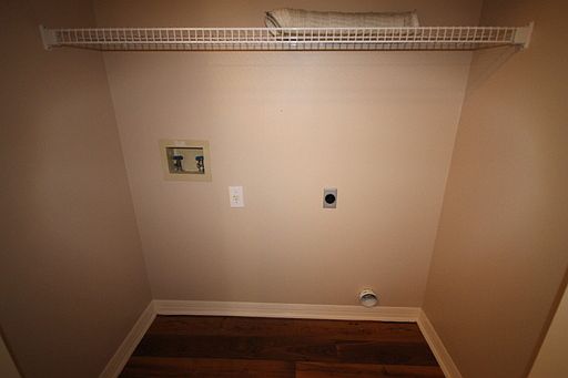 4th image of 1301 Brahma Dr