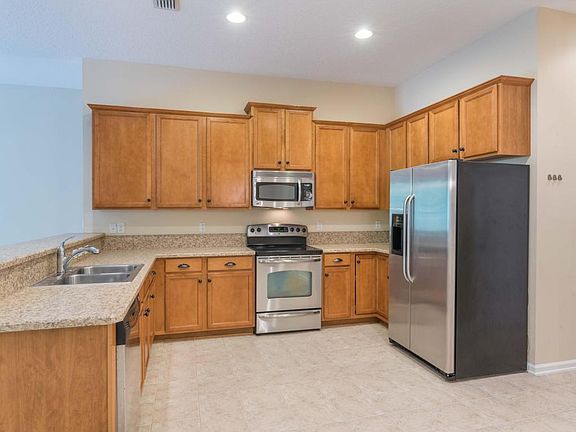 5th image of 1760 Hollow Glen Dr