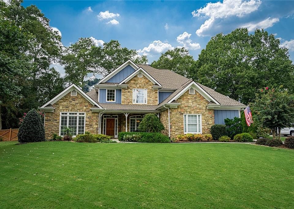 1st image of 216 Melanie Ln